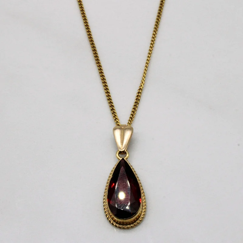 1979 Hallmarked Pear Cut Garnet Drop Pendant & Necklace | 2.95ct | 18" |