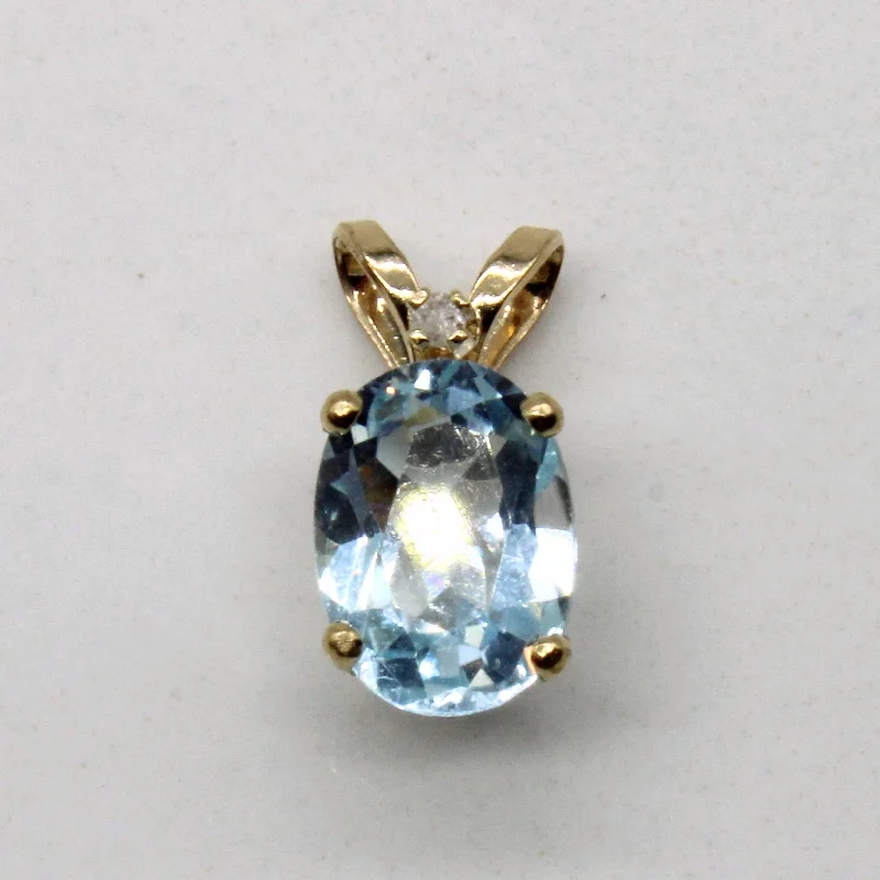 Topaz & Diamond Pendant | 0.90ct, 0.01ct |