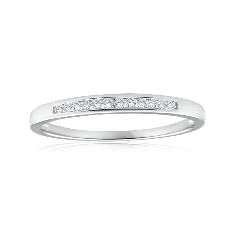 9ct White Gold Splendid Diamond Ring