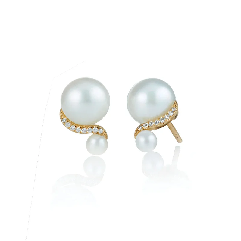 Double pearl stud earrings