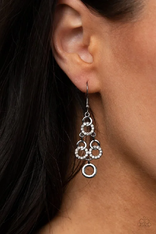 Paparazzi Earring ~ Luminously Linked - Black