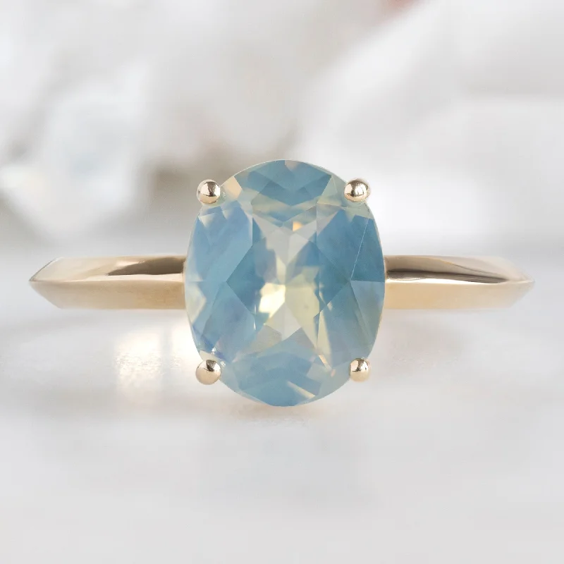 The Bryn Ring | 2.04ct Oval Parti Sapphire in 14K Yellow Gold