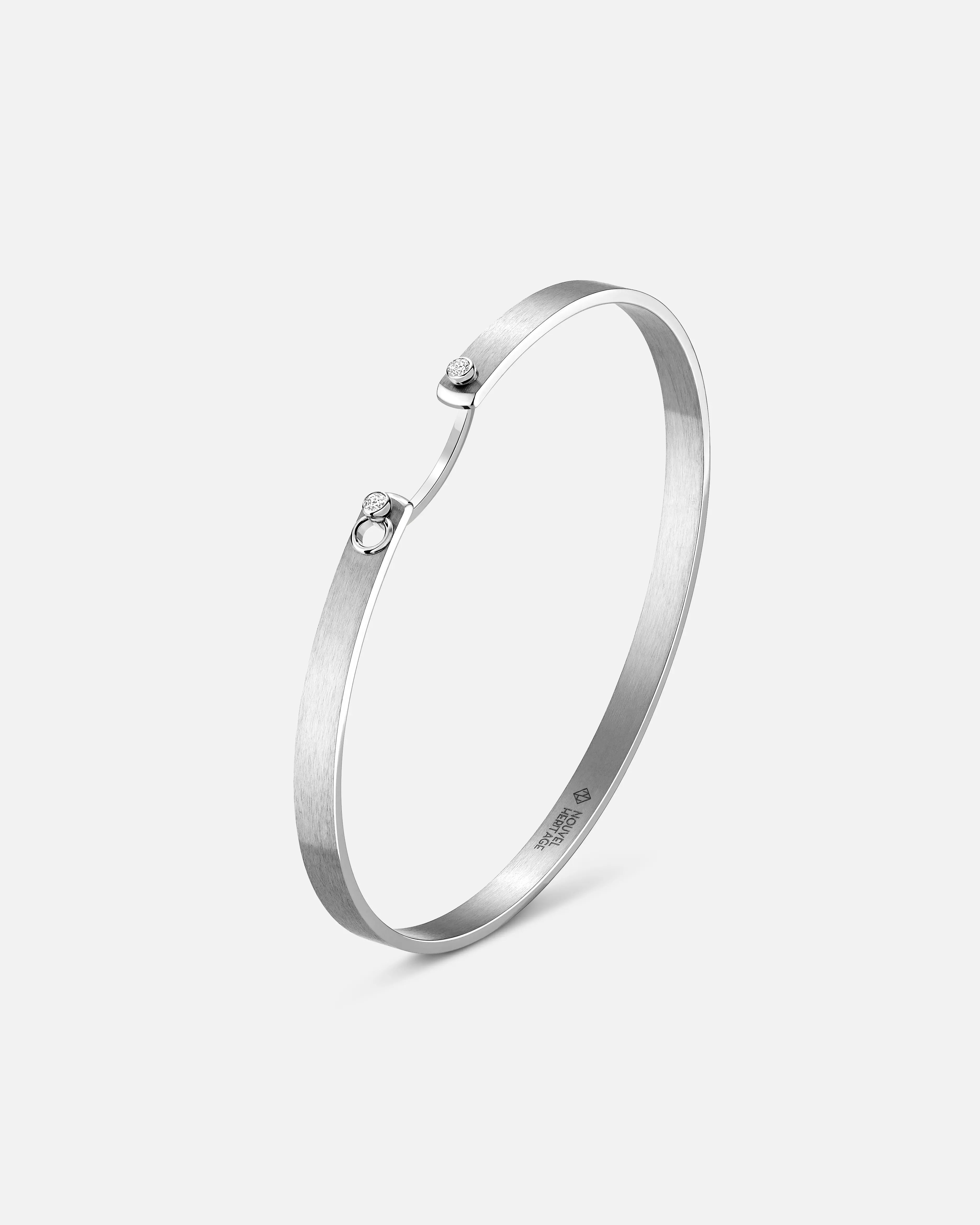 men’s silver wedding band Paris From The Sky Mood Bangle in White Gold