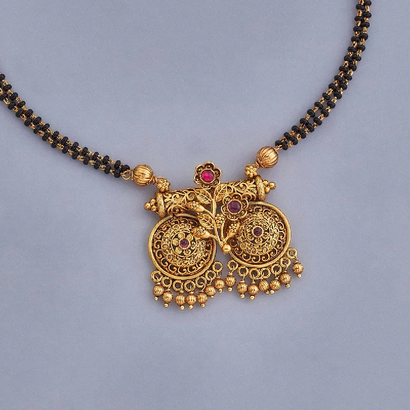 minimalist horseshoe necklace gold Antique Mangalsutra 165018