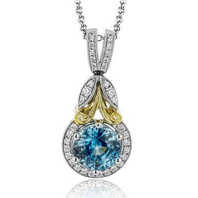 vintage emerald cocktail ring Color Pendant in 18k Gold with Diamonds