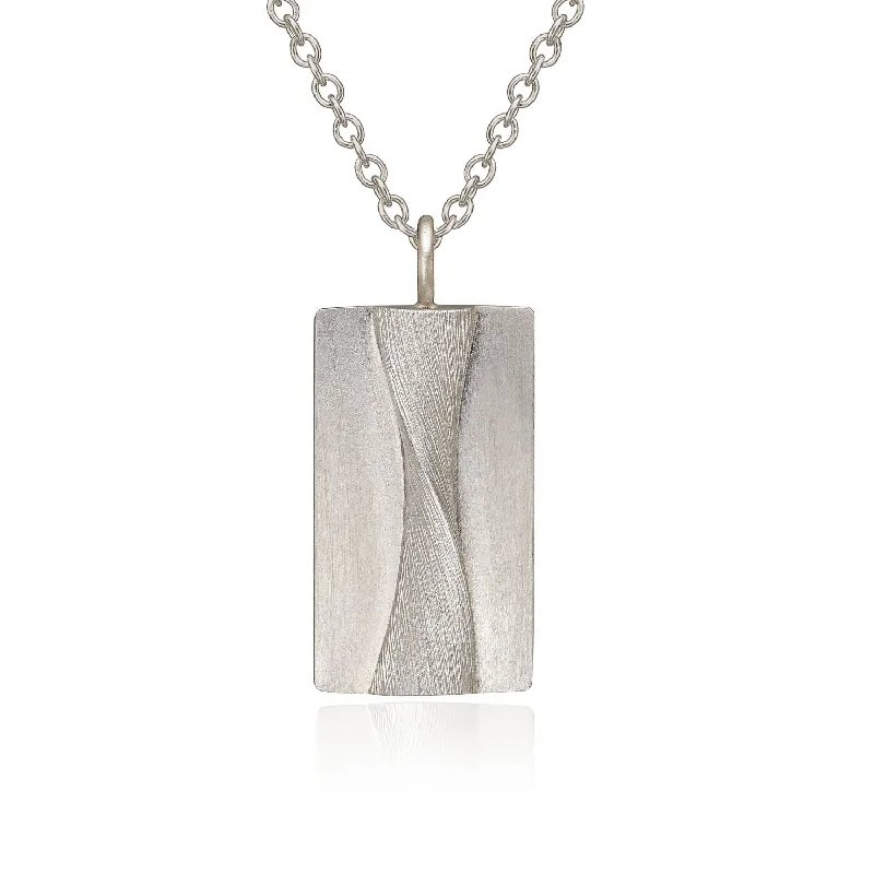 Vega Relief Silver Necklace