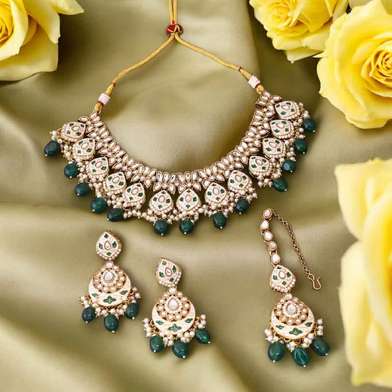 vintage emerald cocktail ring Emerald Dharvi Kundan Jewellery Set