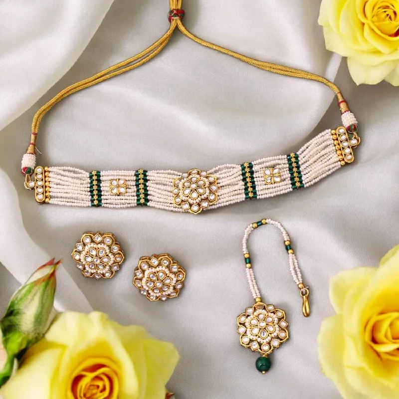 minimalist gold square earrings Emerald Janvi Kundan Jewellery Set