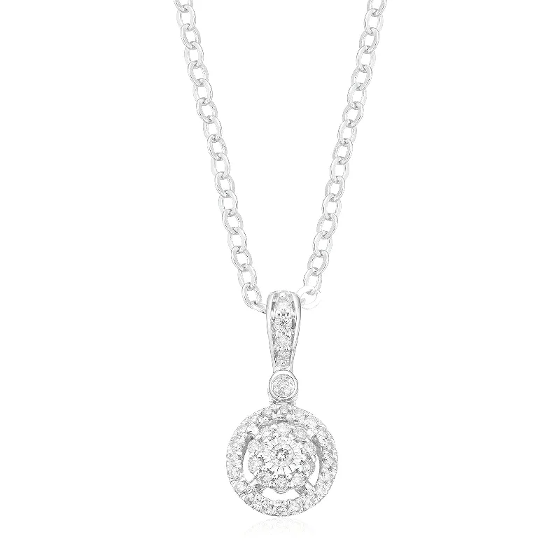 engraved pendant necklace London 9ct White Gold with Round Brilliant Cut 0.15 CARAT tw Diamond Pendant