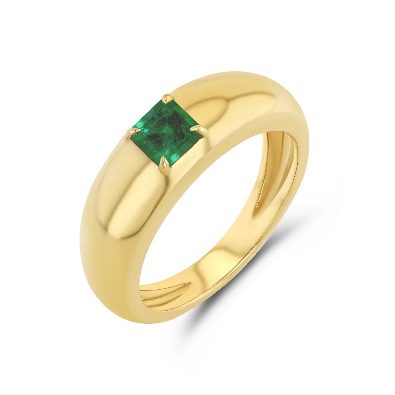 classic pearl choker necklace MUZO EMERALD CLOUD RING